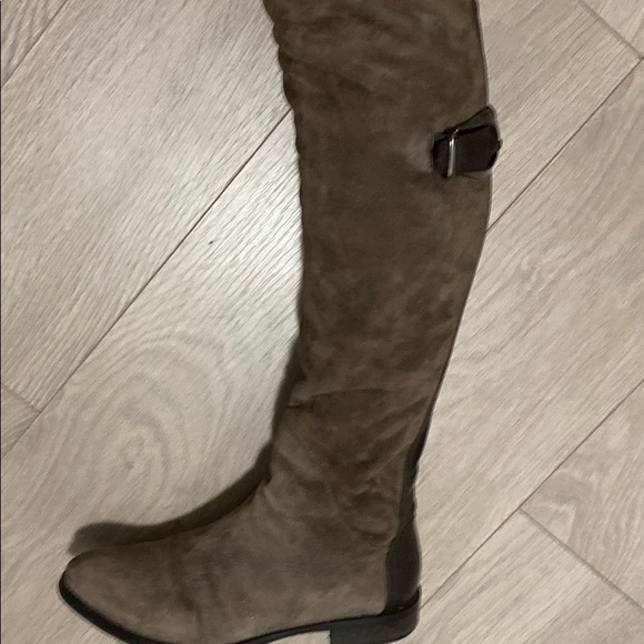 VERO CUOIO Italian Suede Boots - Picture 3 of 4